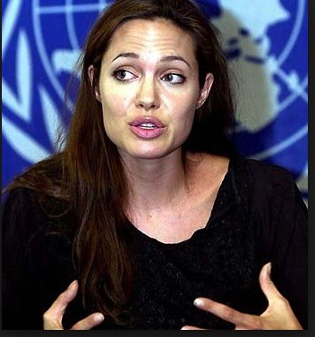 Angelina Jolie With Out Make Up 8
