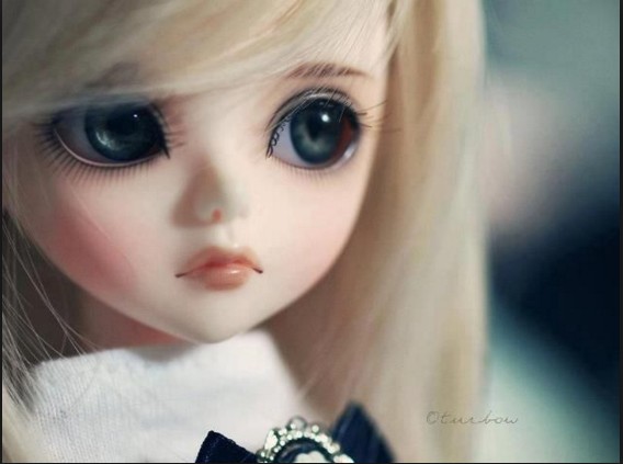 glamorous barbie doll image with big eyes